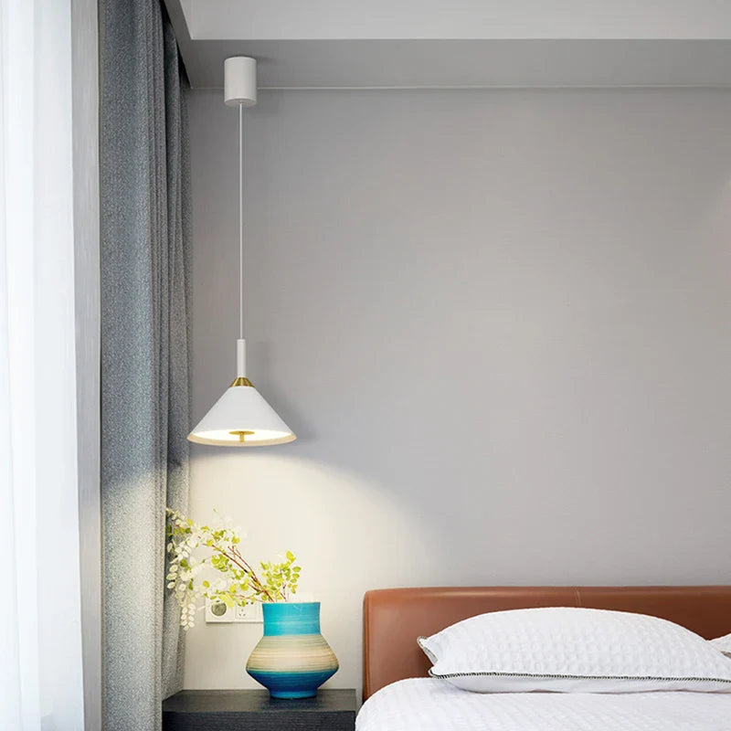 Lustre en fer design industriel pour restaurant et bar