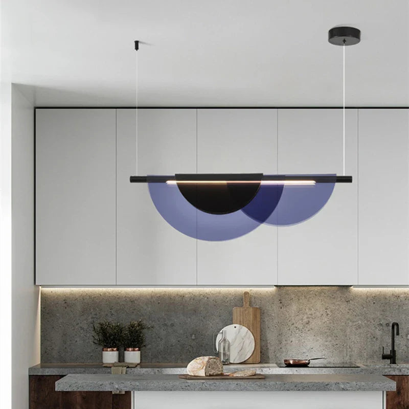 Lustre moderne nordique en acrylique et verre coloré LED