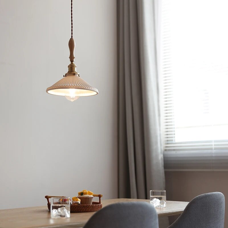 Suspension LED Cuivre et Bois : Décoration Intérieure Moderne
