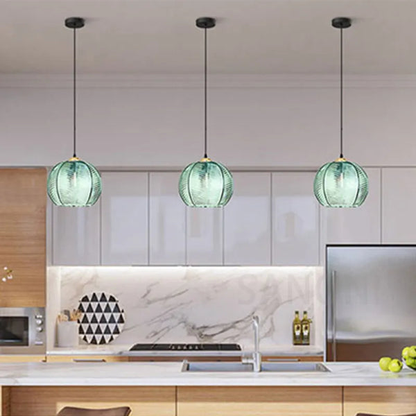 Lustre en verre rayé nordique : Lampe suspendue moderne pour décoration d'intérieur