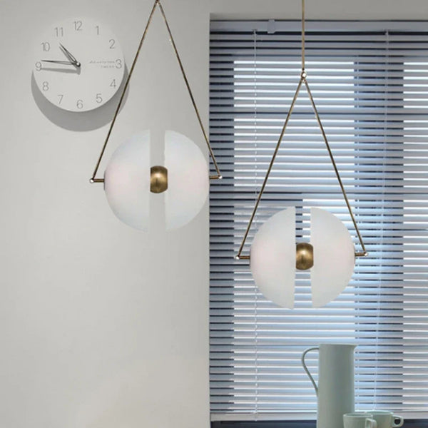 Suspension LED Blanche en Verre Lait