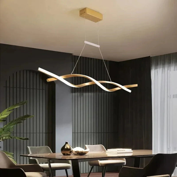 Lustre moderne en verre pour un éclairage intérieur élégant