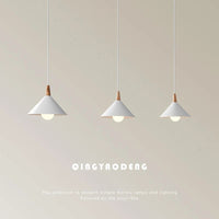 Suspension nordique en bois - Élégance minimaliste