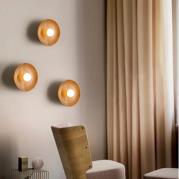 Applique murale LED nordique en bois massif au design épuré