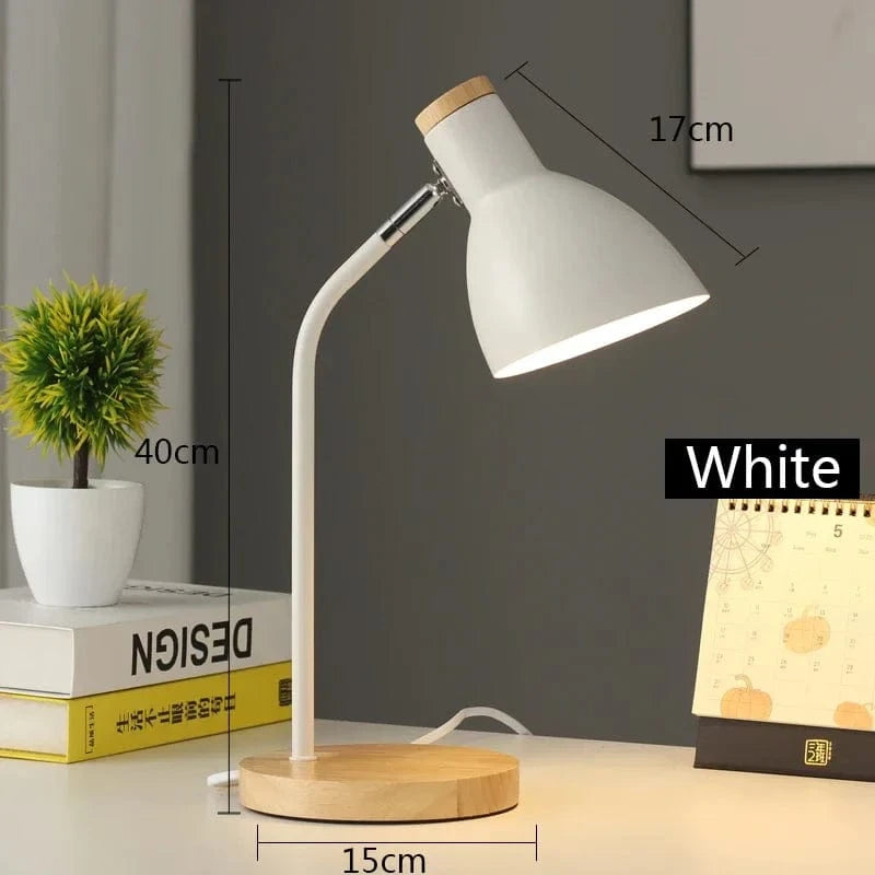 Lampe de table LED nordique en bois et fer avec protection oculaire