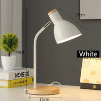 Lampe de table LED nordique en bois et fer avec protection oculaire