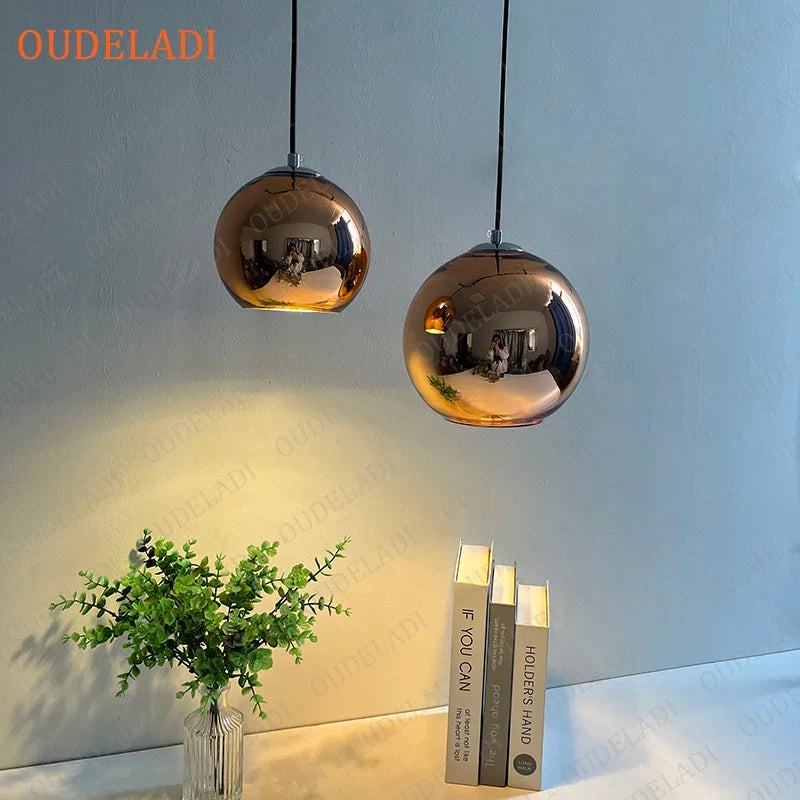 Suspension vintage loft boule de verre plaqué or et argent - Édition Luxe