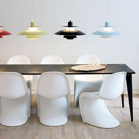 Suspension LED Coen avec abat-jours métalliques innovants