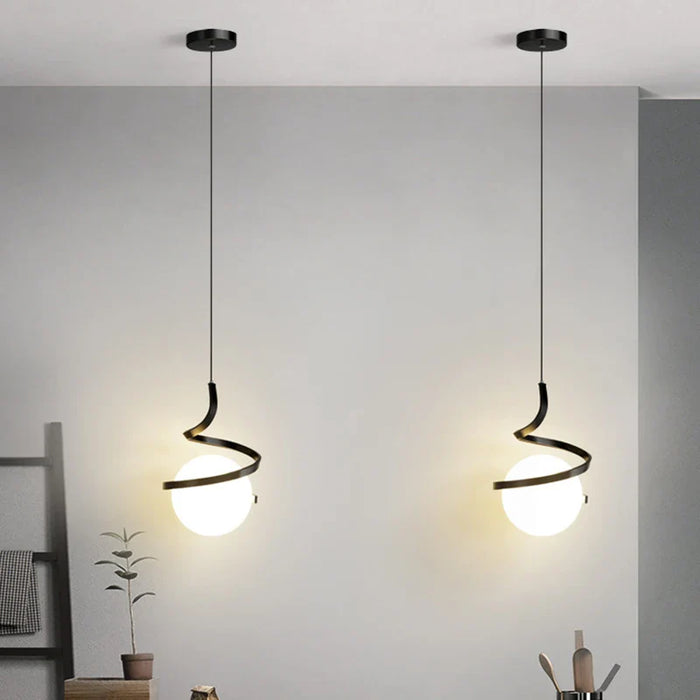 Nordique Déco: Suspension LED Spirale pour Haut Plafond - Noir/Blanc/Or + Verre