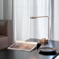 Lampe de bureau nordique postmoderne