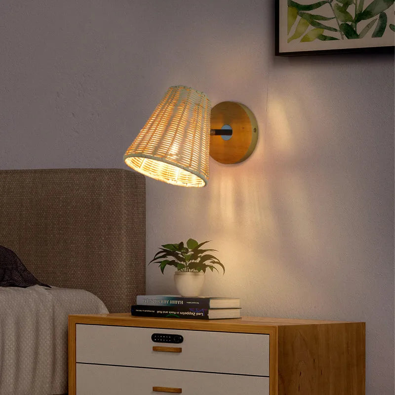 Applique murale LED vintage en rotin tissé à la main avec interrupteur