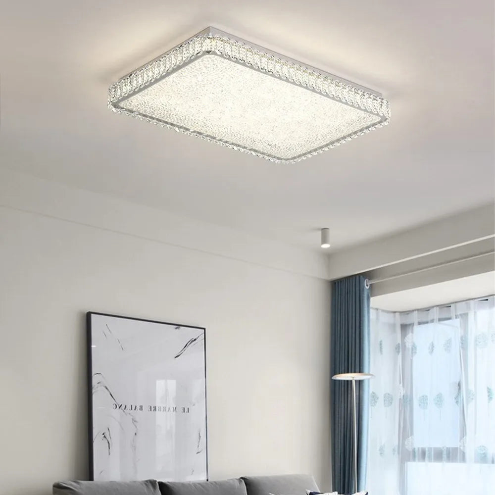 Lustre moderne en cristal avec lampes LED pour une décoration sophistiquée