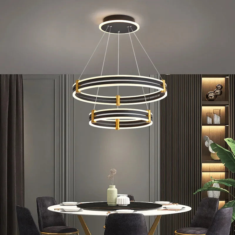 Lustre de luxe avec anneau de styliste
