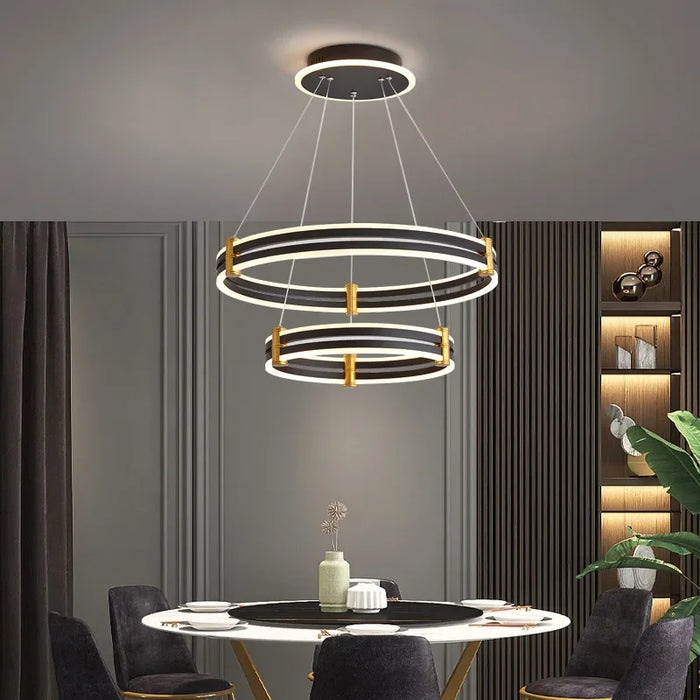 Lustre de luxe avec anneau de styliste