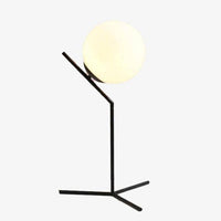 Lampe à poser dorée design
