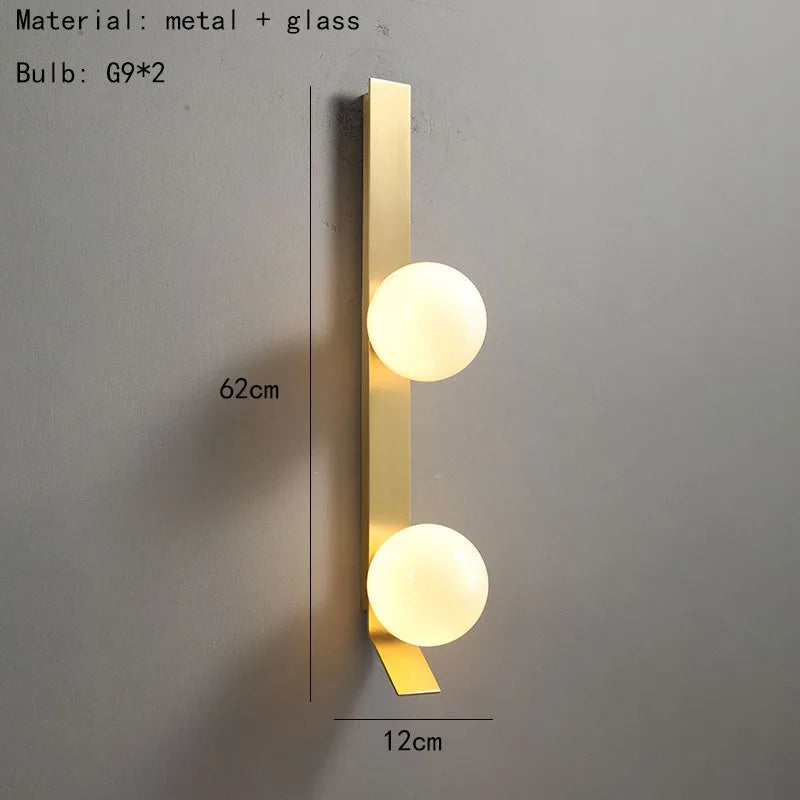 Applique murale design en verre et métal pour intérieur haut de gamme