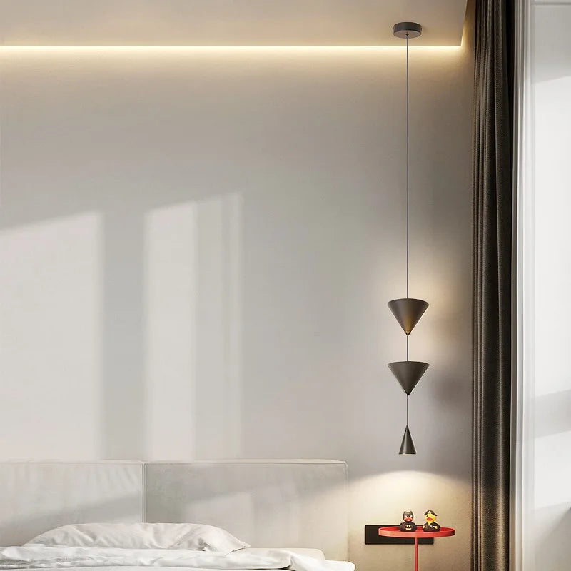 Lustre suspendu moderne à cône pour chambre à coucher avec LED noir et blanc