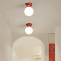 Plafonnier style médiéval Bauhaus pour une déco d'entrée unique