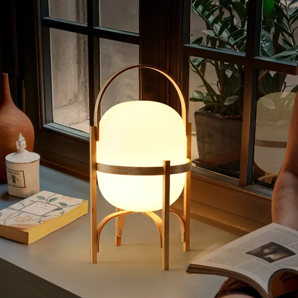 Lampe de bureau LED nordique en bois nordique