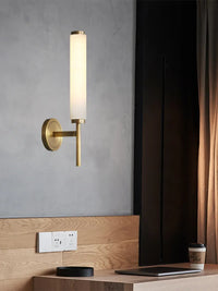 Applique murale en marbre et cuivre pour une déco intérieure chic