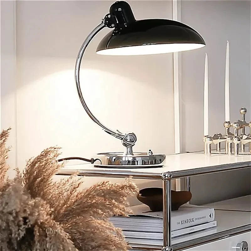 Lampe de Table au Design Danois elegante
