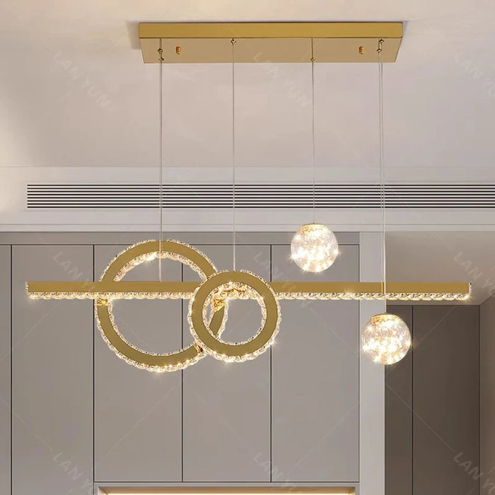 Lustre en cristal moderne pour illuminer votre intérieur
