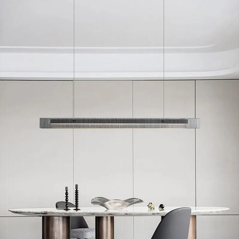 Lustre de luxe en acier inoxydable et cristal: Élégance Minimale