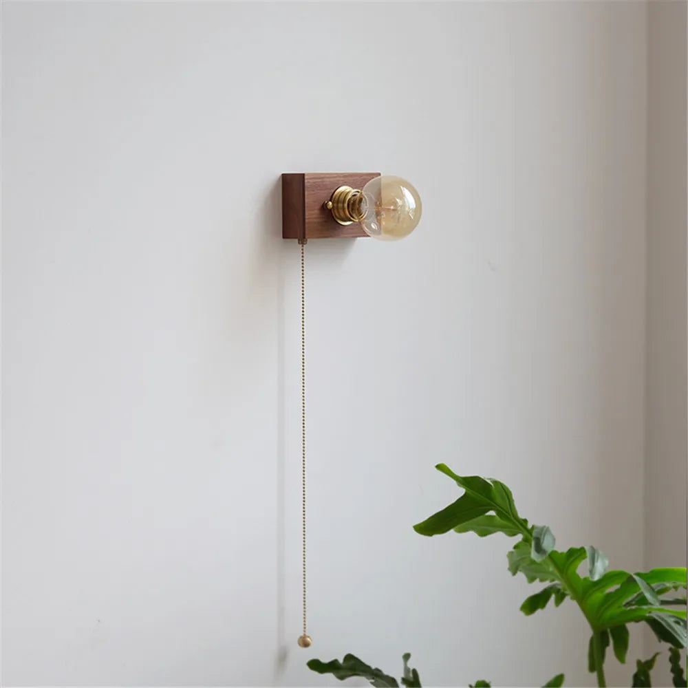 Applique Murale Vintage en Noyer Edison avec Interrupteur à Tirette - Édition Limitée