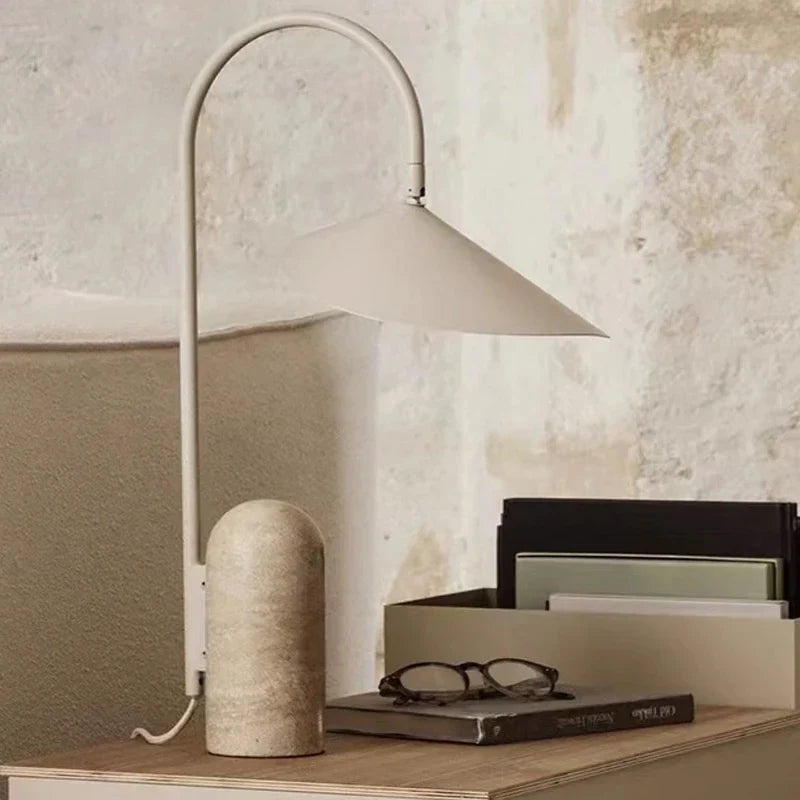 Lampadaire en marbre et pierre ajustable - Luxe et Élégance