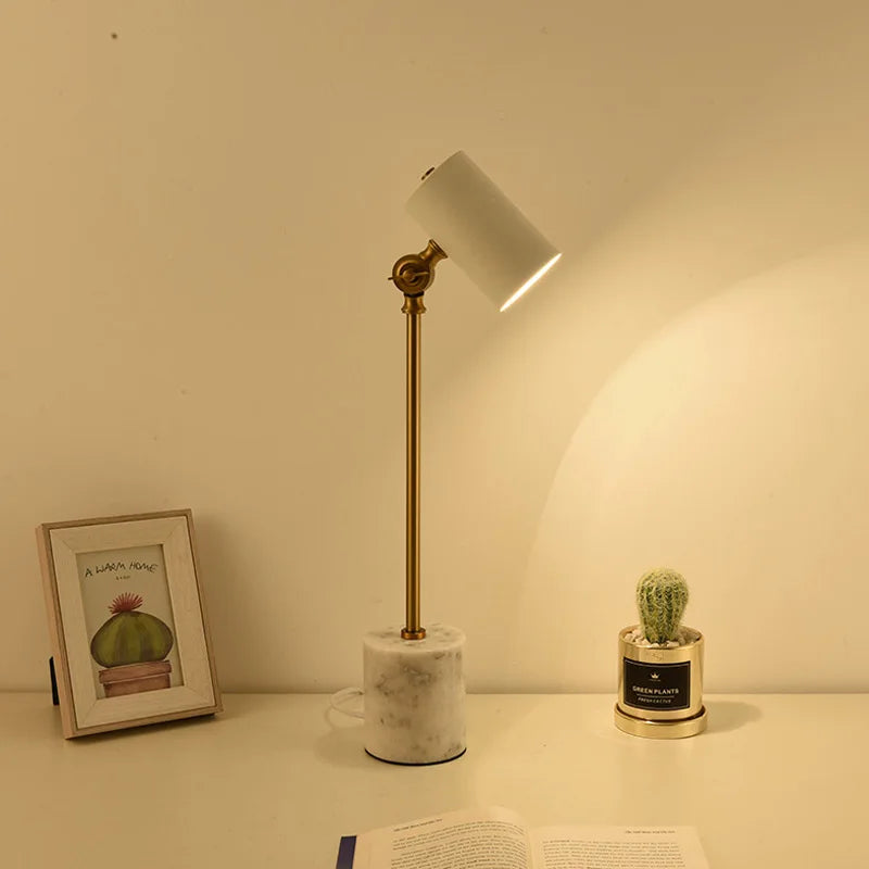 Lampe de chevet en pierre Dali - Luxe et élégance
