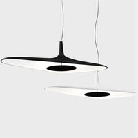 Suspension Poe : Design minimaliste et asymétrique