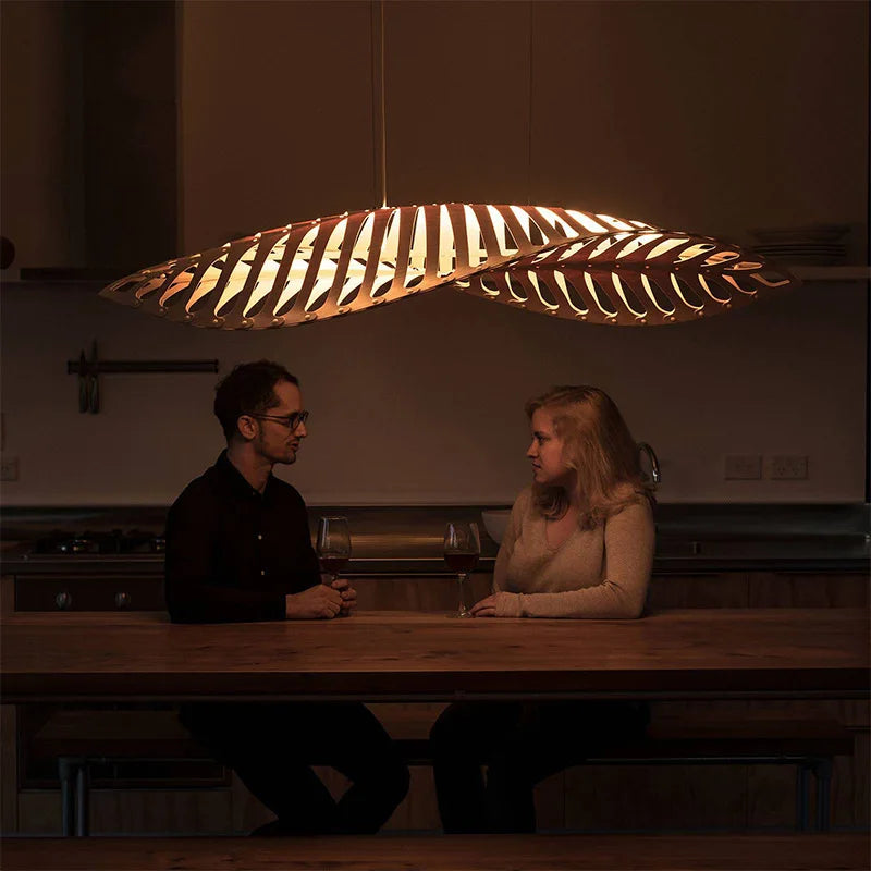 Lustre en bois à chevrons : Art moderne et design