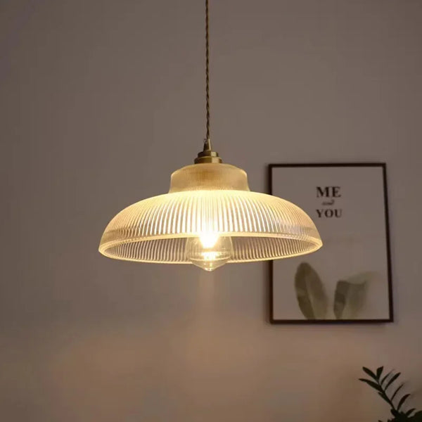 Lustre LED vintage en verre pour une décoration intérieure élégante