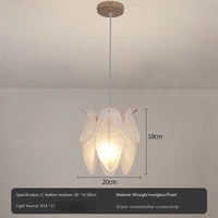 Suspension LED moderne pour une ambiance chaleureuse.
