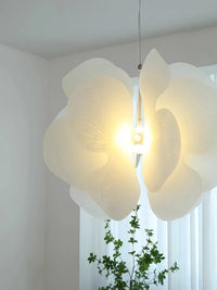 Lustre en acrylique nordique avec suspension LED papillon