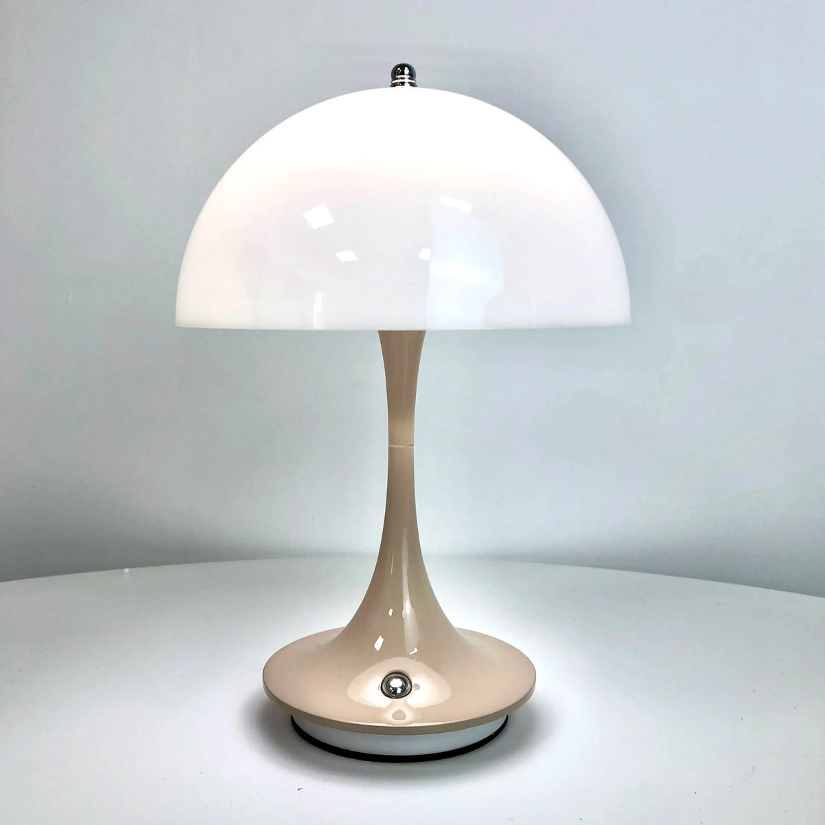 Lampe de table LED USB dimmable Bourgeon