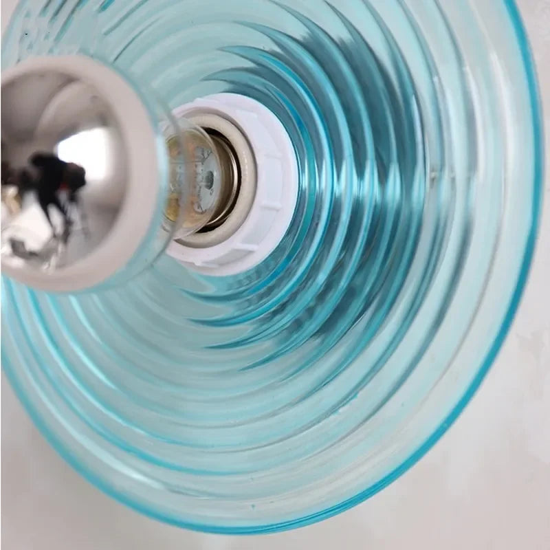 Applique murale LED rétro en verre ondulé pour armoires sur rail - Élégance Illuminée