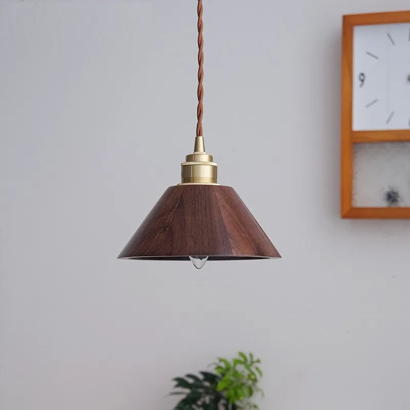Suspension LED en bois au design nordique loft et moderne