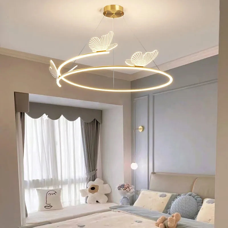 Lustre papillon LED - Éclairez votre maison avec créativité
