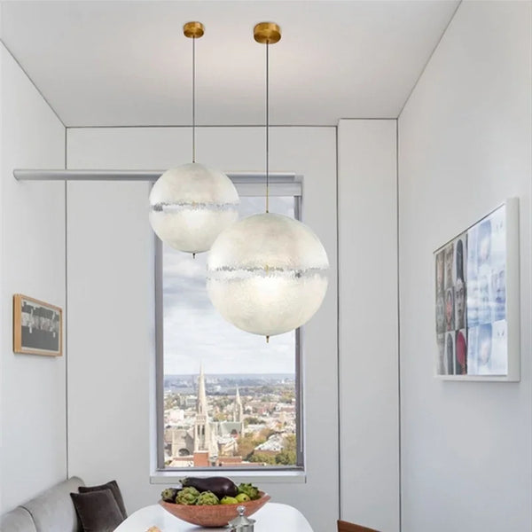 Suspension lune LED de style italien PostKrisi en fibre de verre