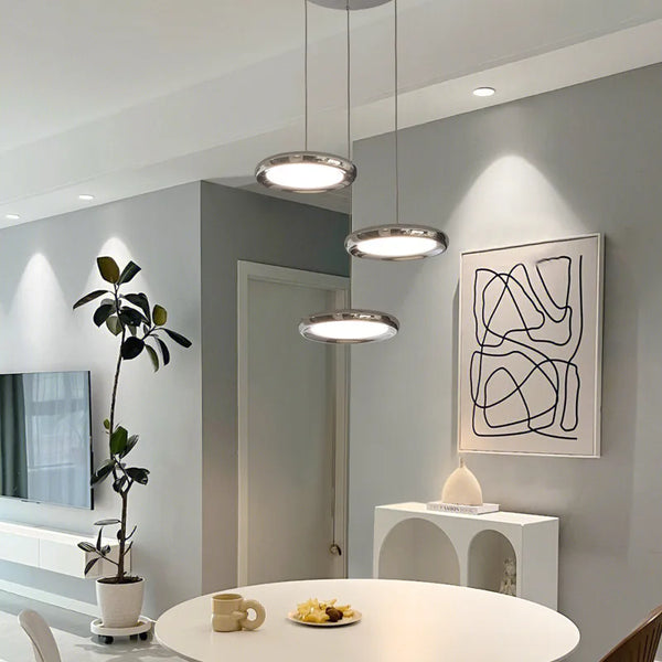 Lustre LED design en aluminium plaqué circulaire.