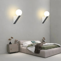 Applique murale LED en verre pour illuminer votre intérieur.