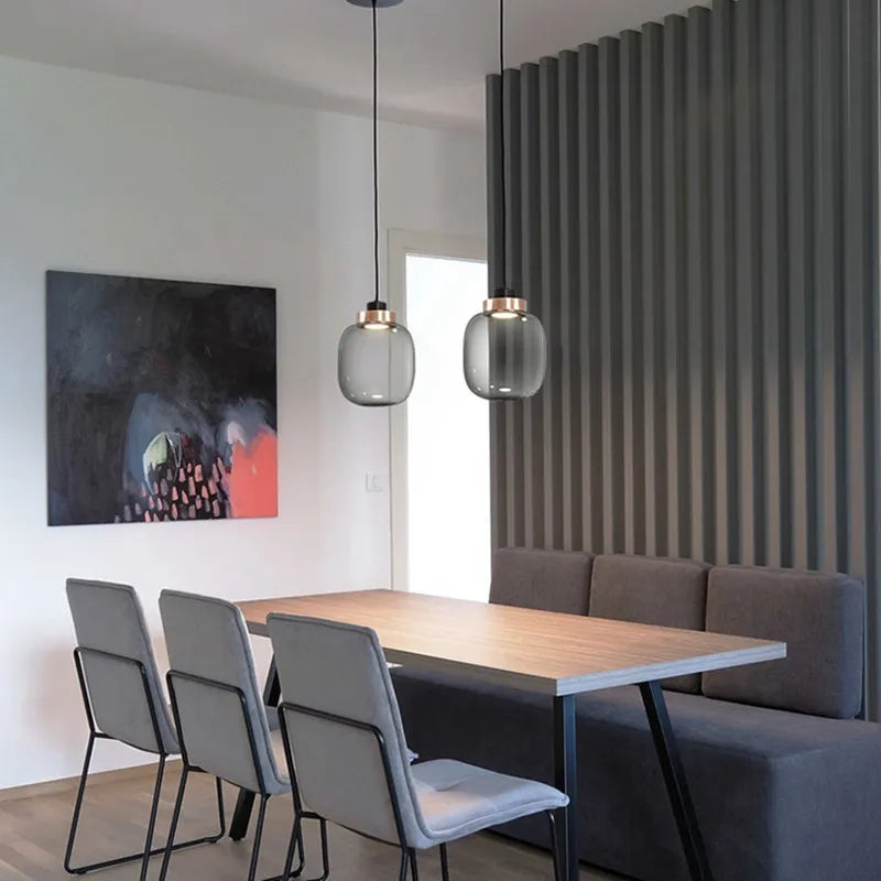 Suspension LED nordique contemporaine.