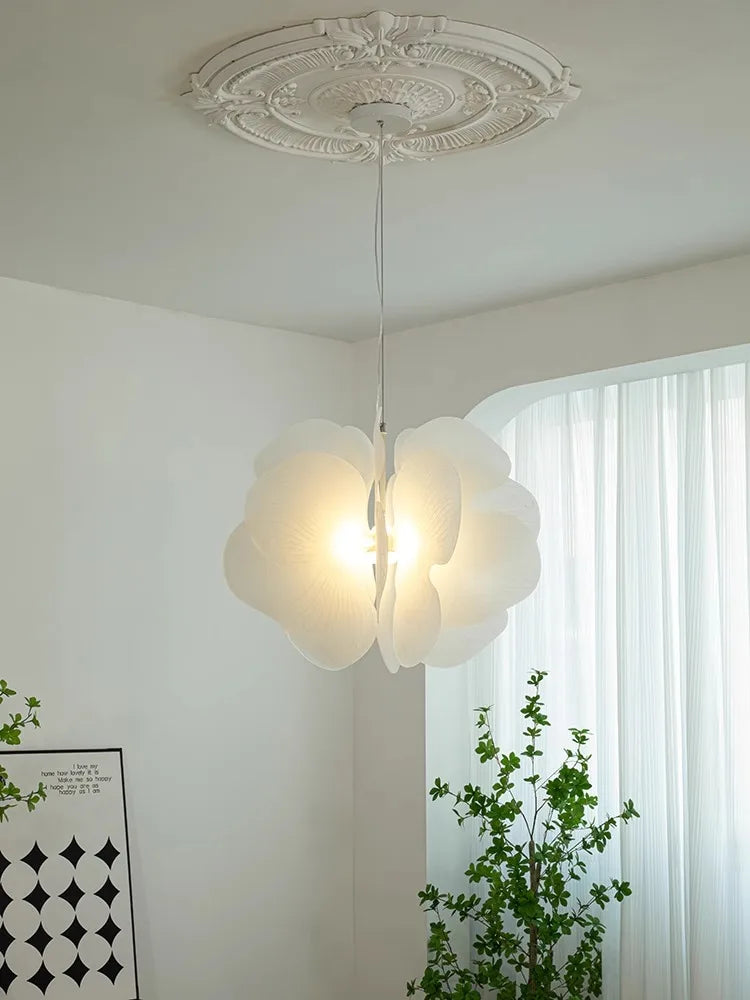 Lustre en acrylique nordique avec suspension LED papillon