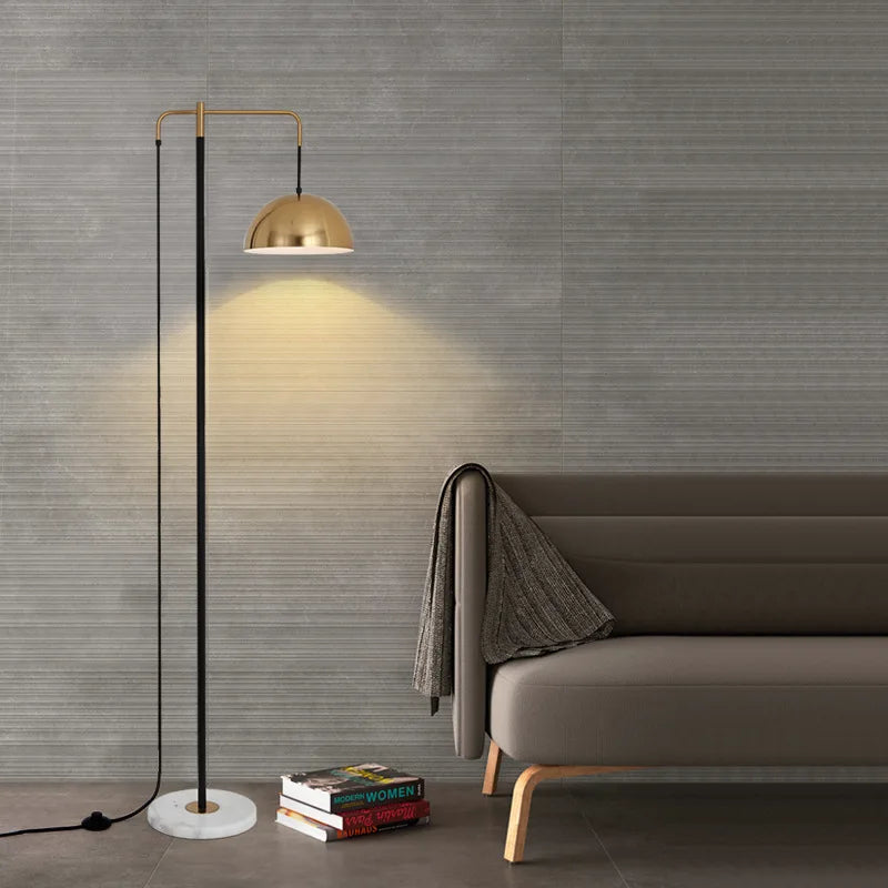 Lampadaire LED Loft : Style Épuré