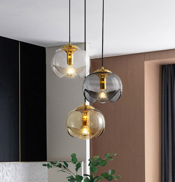 Suspension Janice : Design unique avec abat-jour en verre