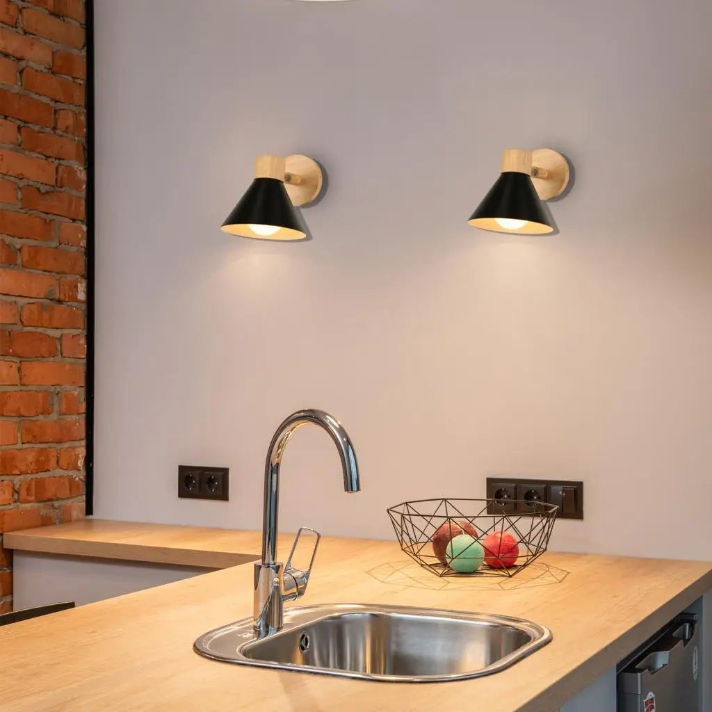 Applique murale LED nordique en bois - Élégance moderne