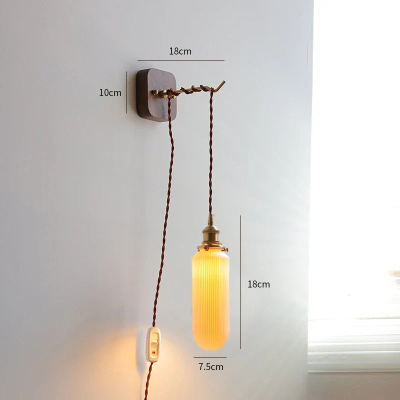 Applique murale noyer pour un intérieur moderne