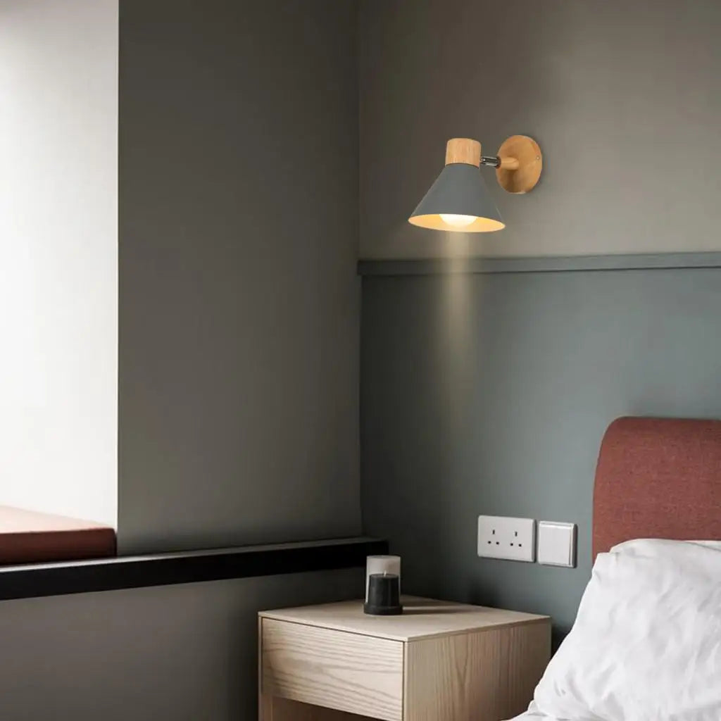 Applique murale LED nordique en bois - Élégance moderne