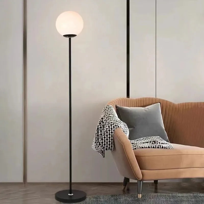 Lampadaire LED IntelliBoule